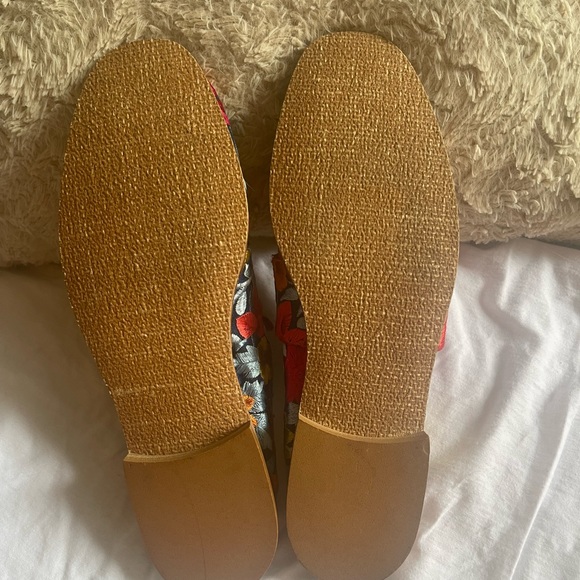 Embroidered Loafer Slides/ Mules - Picture 3 of 4